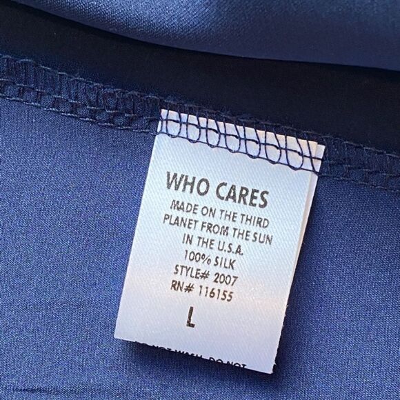 0165 Alisha Levine Royal Blue Satin Blouse with Ruffles Size L New - Picture 9 of 10